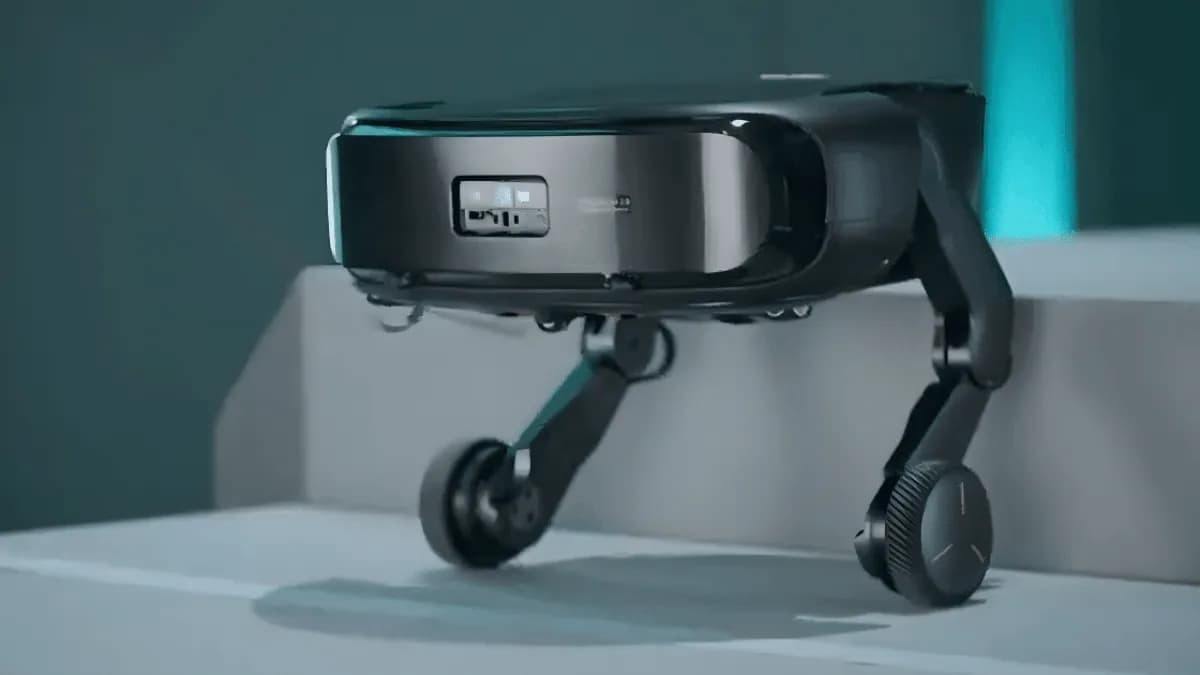 Roborock Saros Rover Stair Climbing Robot Vacuum Review 2026